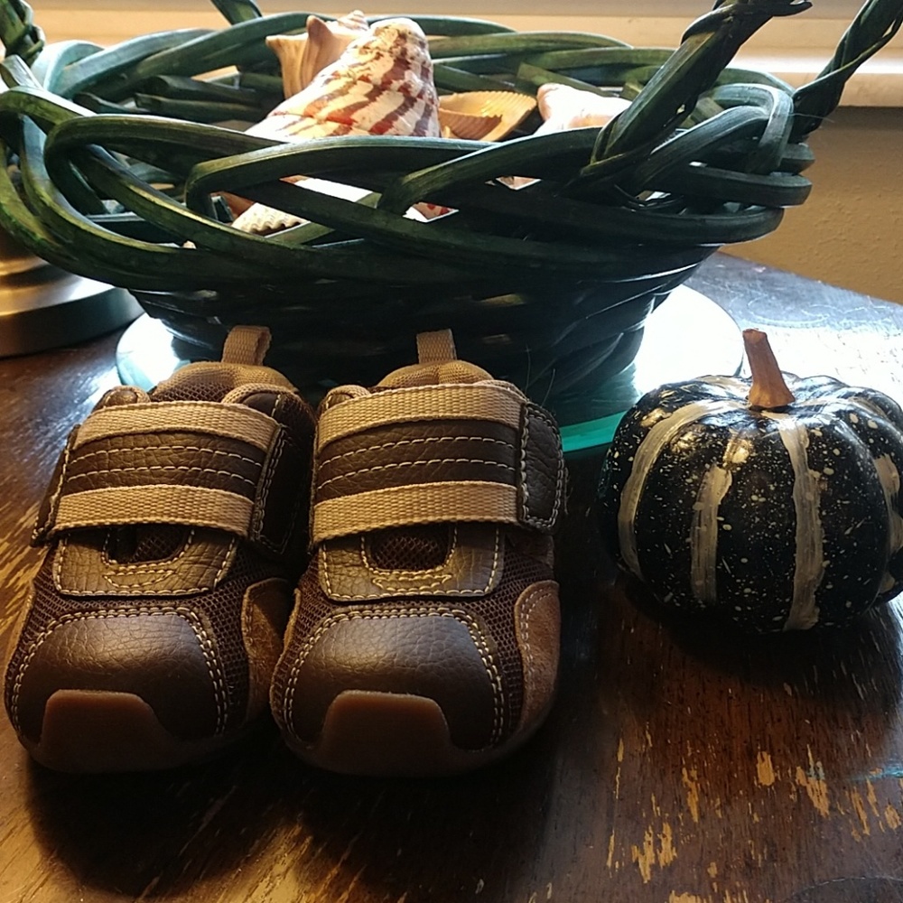 Pediped Sneakers Size 23, 6.5-7 Brown Oxford
